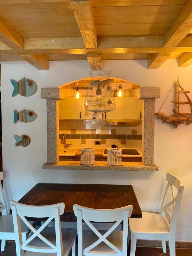Casetta Bouganville Porto Rotondo Exterior foto